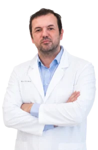 Dr. Eduard García Cruz